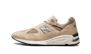 990 V2 Kith Tanin