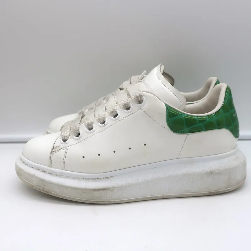 Alexander McQueen Sneakers surdimensionnées en cuir à motif crocodile blanc et vert taille 37