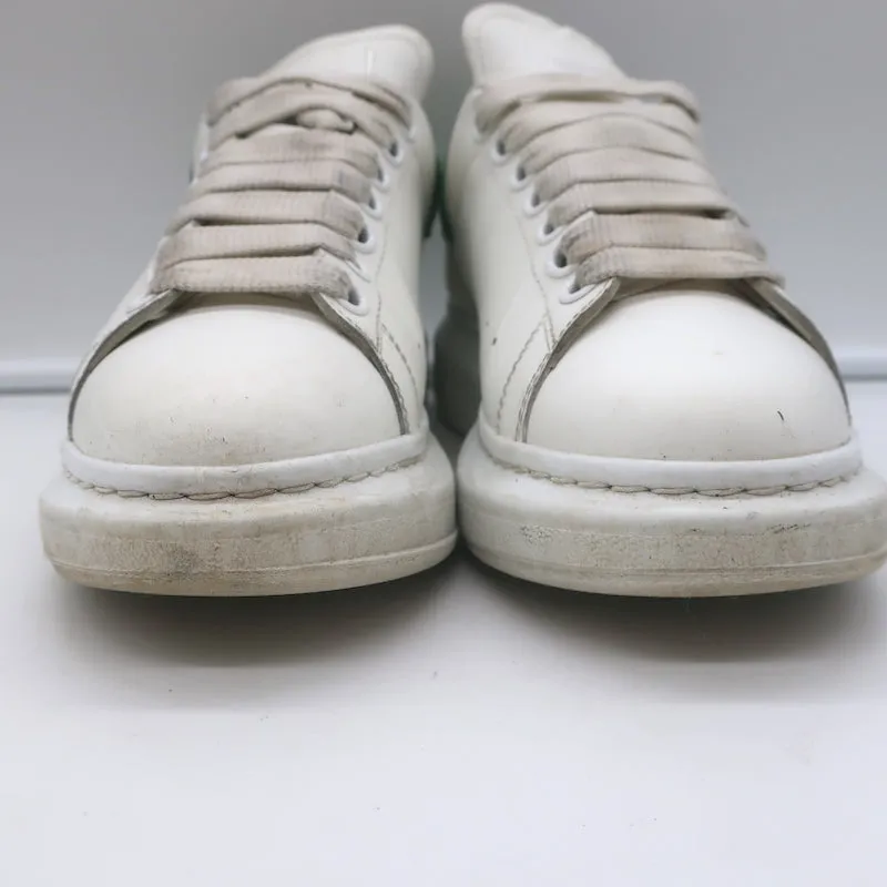 Alexander McQueen Sneakers surdimensionnées en cuir à motif crocodile blanc et vert taille 37