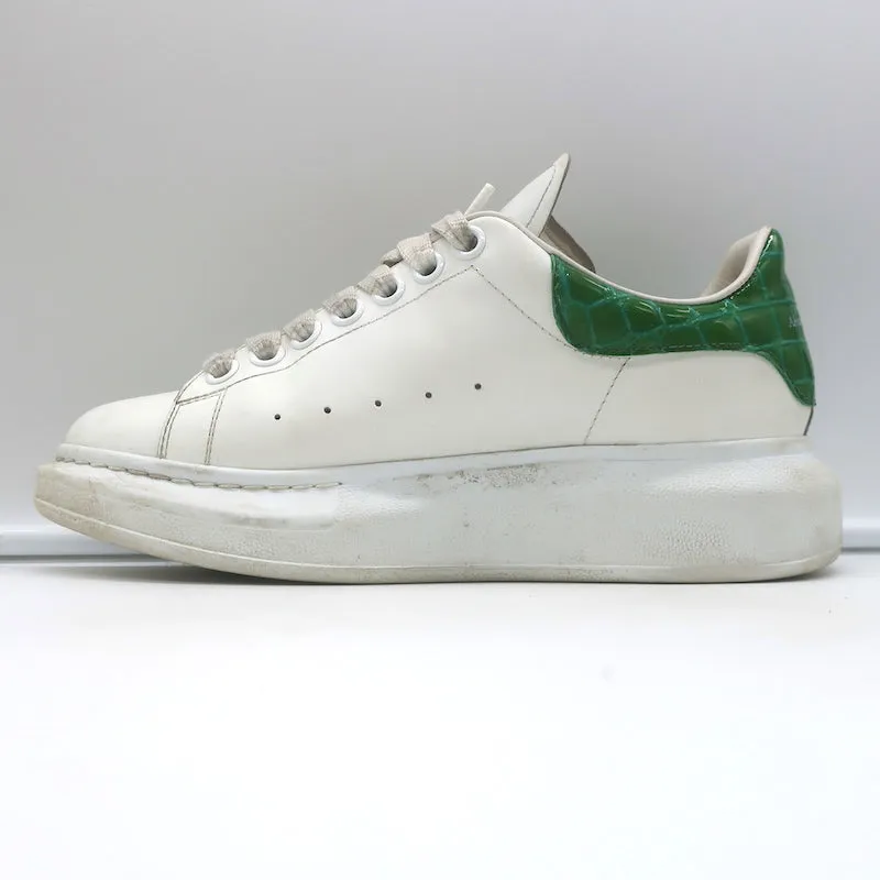 Alexander McQueen Sneakers surdimensionnées en cuir à motif crocodile blanc et vert taille 37