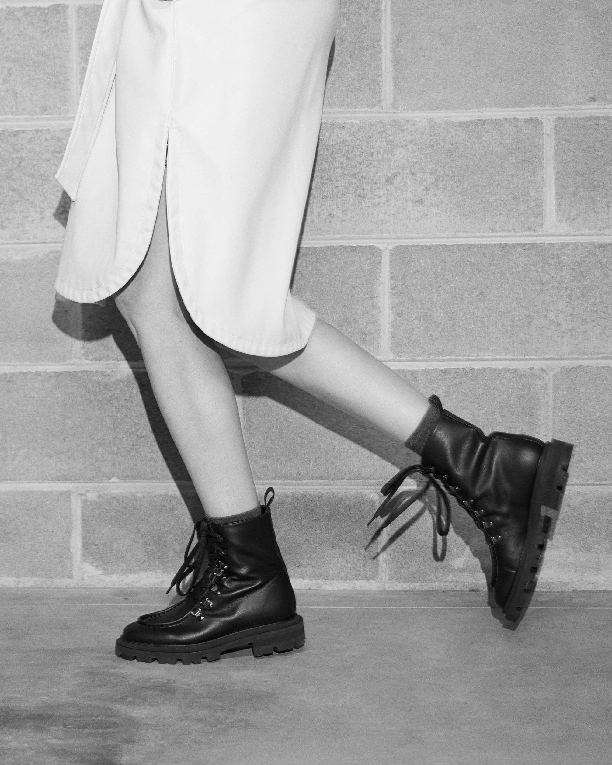 Bottes de combat en cuir Nappa végan Amalia | Noir