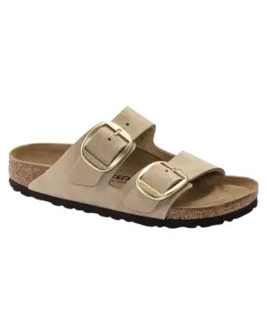 Sandales en cuir nubuck Arizona à grande boucle en couleur château de sable