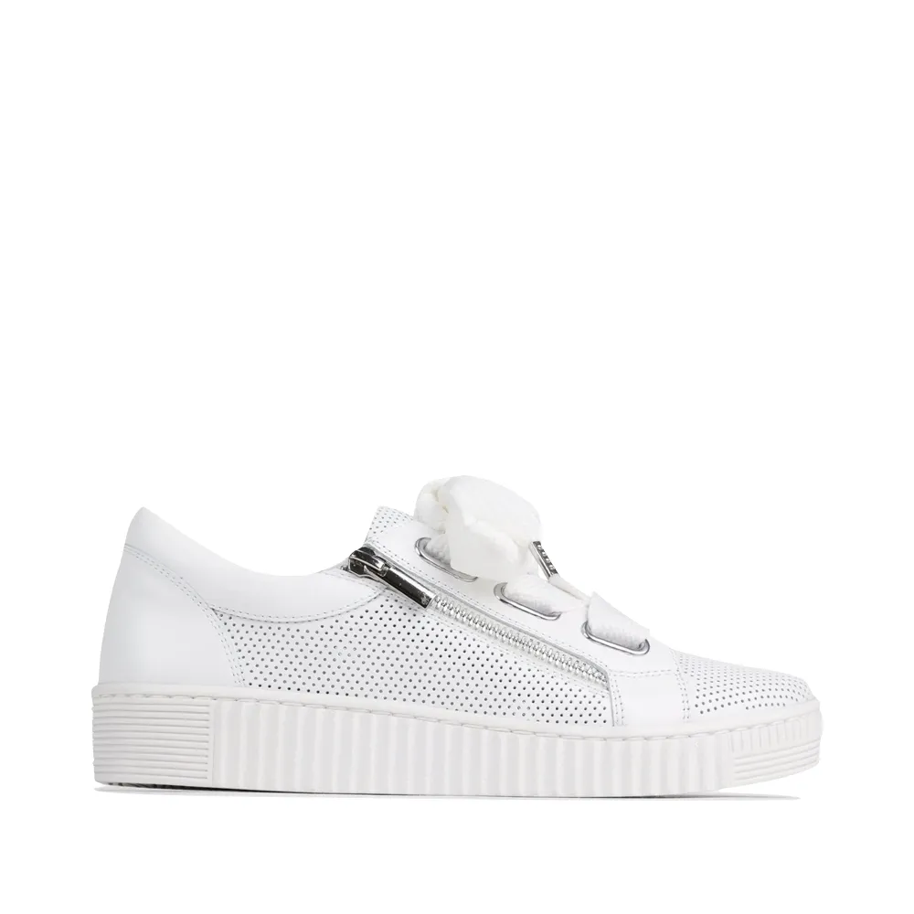 EOS Women's Jovi Luxe Perf Sneaker en cuir à lacets en blanc