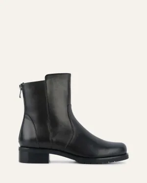 BOTTINES JOHNSTON À CHEVILLE PLATE EN CUIR NOIR