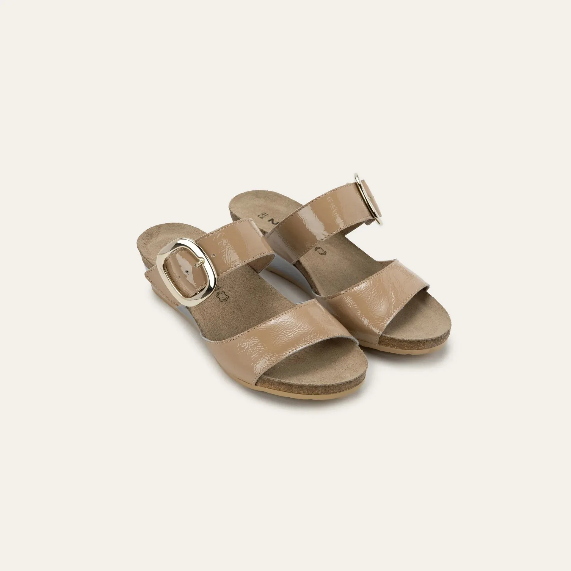 NAOT MAGIC - CUIR CAMEL BREVETÉ
