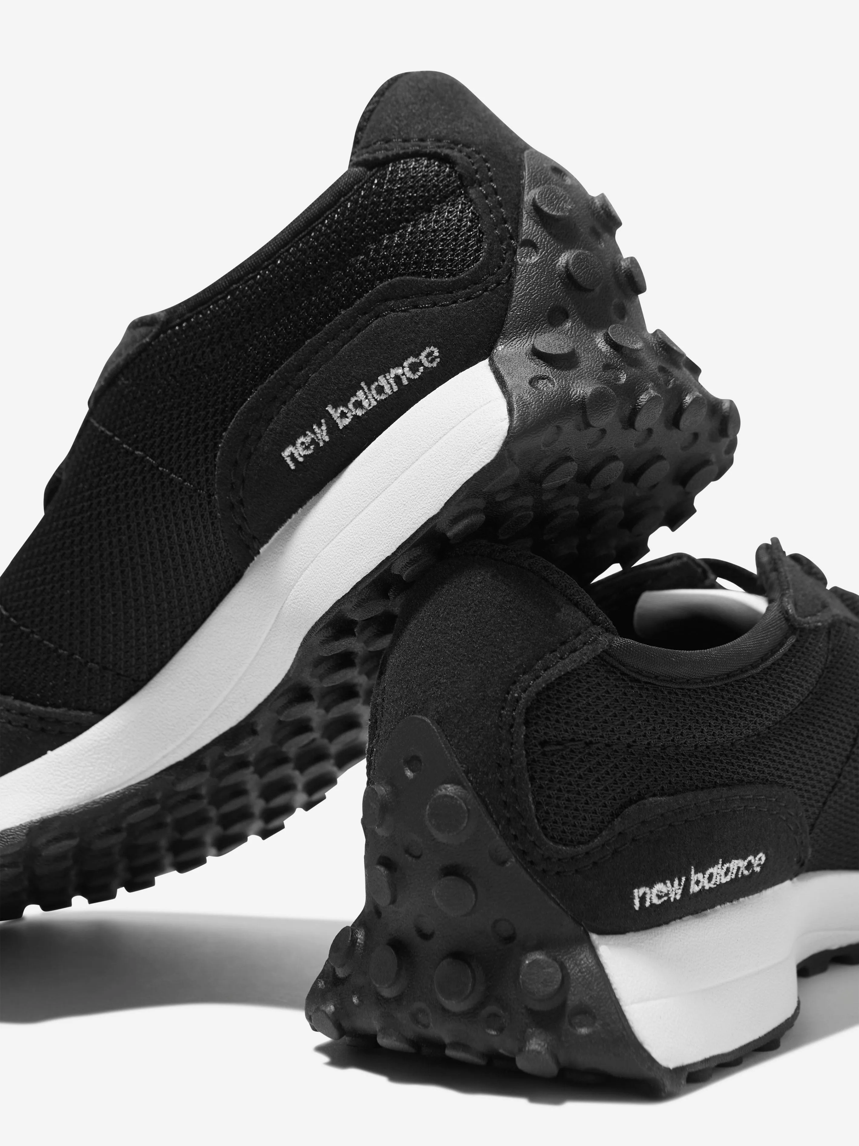 New Balance Kids 327, Chaussures de Sport en Noir