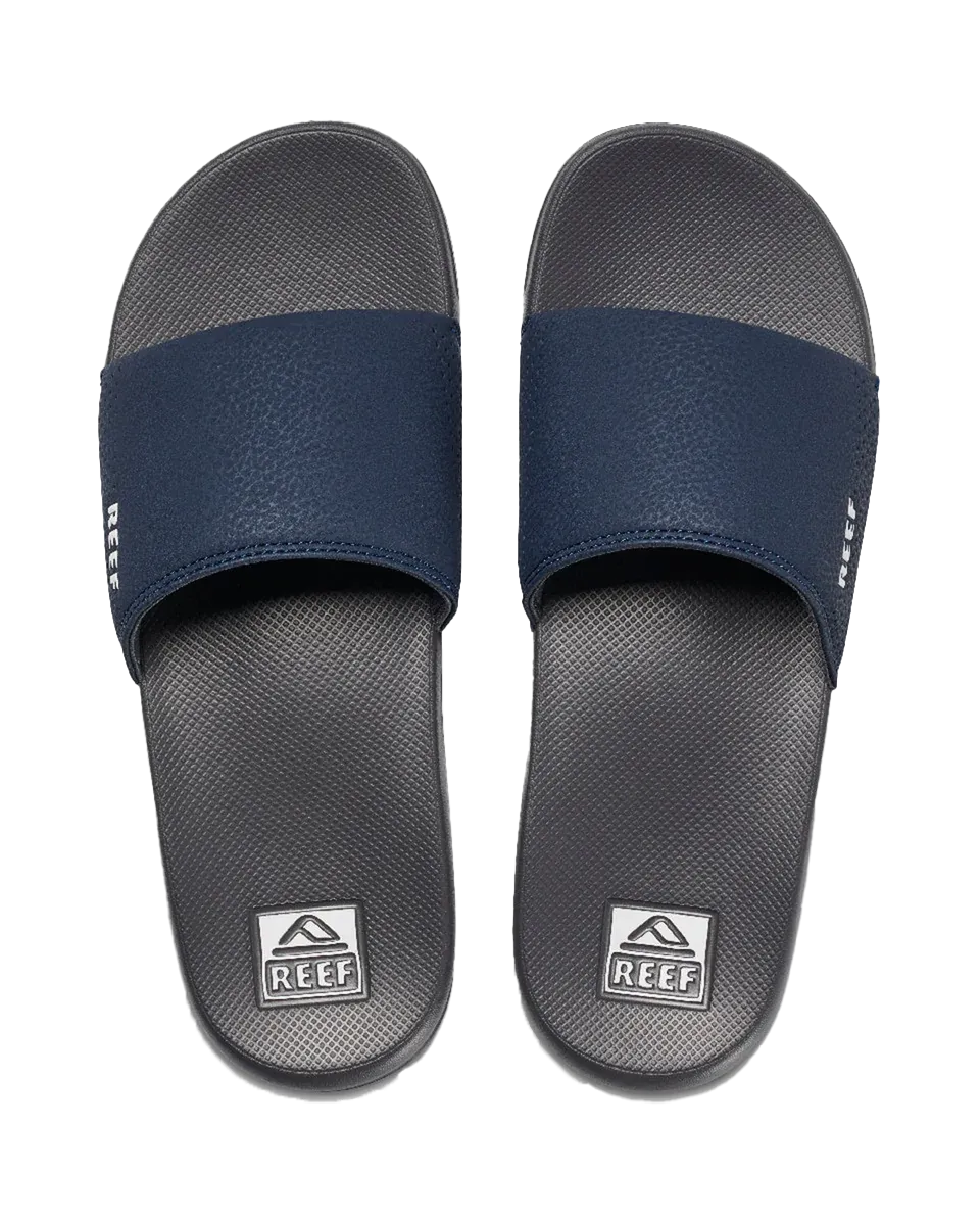 Un Sliders en Bleu Marine et Blanc