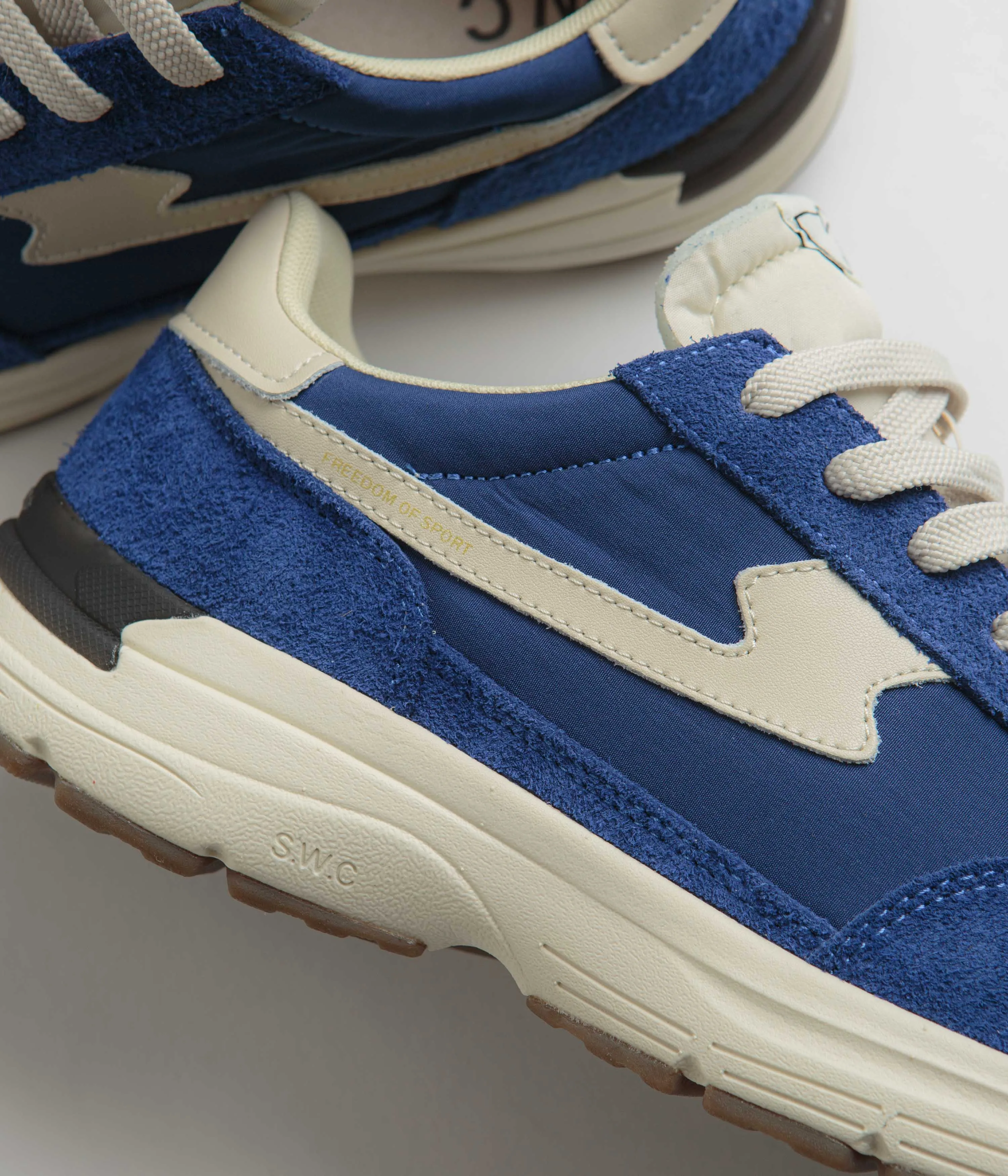 Stepney Workers Club Osier S-Strike Chaussures en Suède Brut - Bleu Universitaire Stepney Workers Club