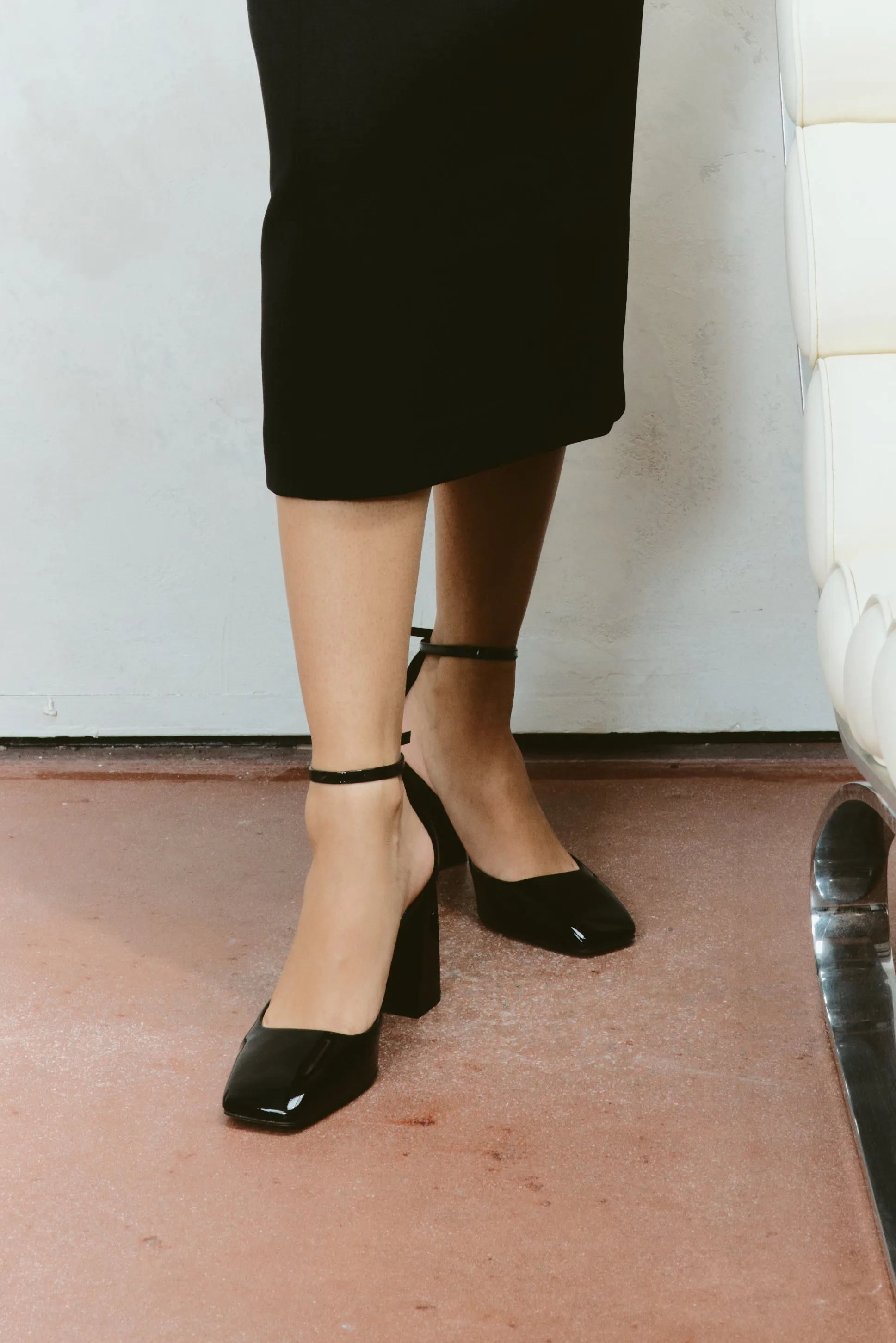 Talons Travis à bout fermé - Cuir verni noir