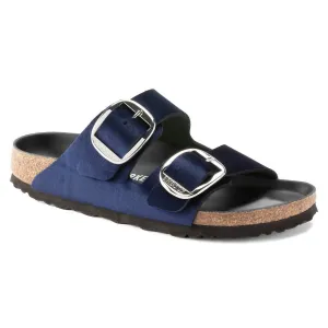 Sandale unisexe Arizona à grande boucle en velours (étroite) en couleur minuit