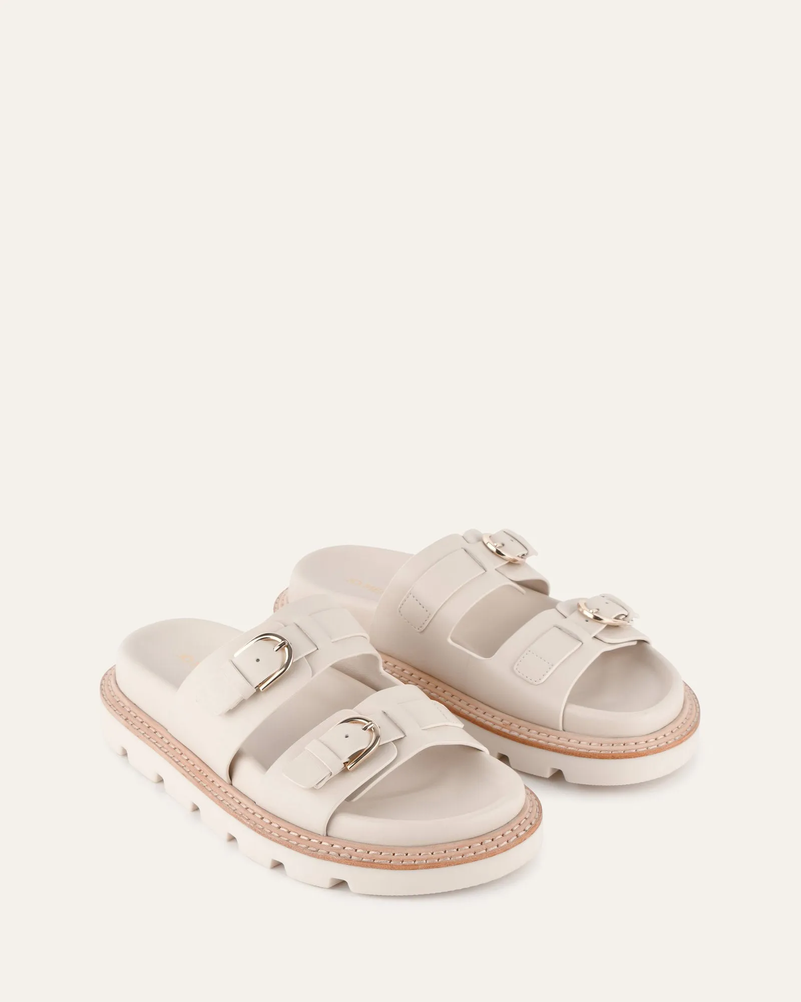 SANDALES PLATES VICHY EN CUIR BLANC CASSÉ