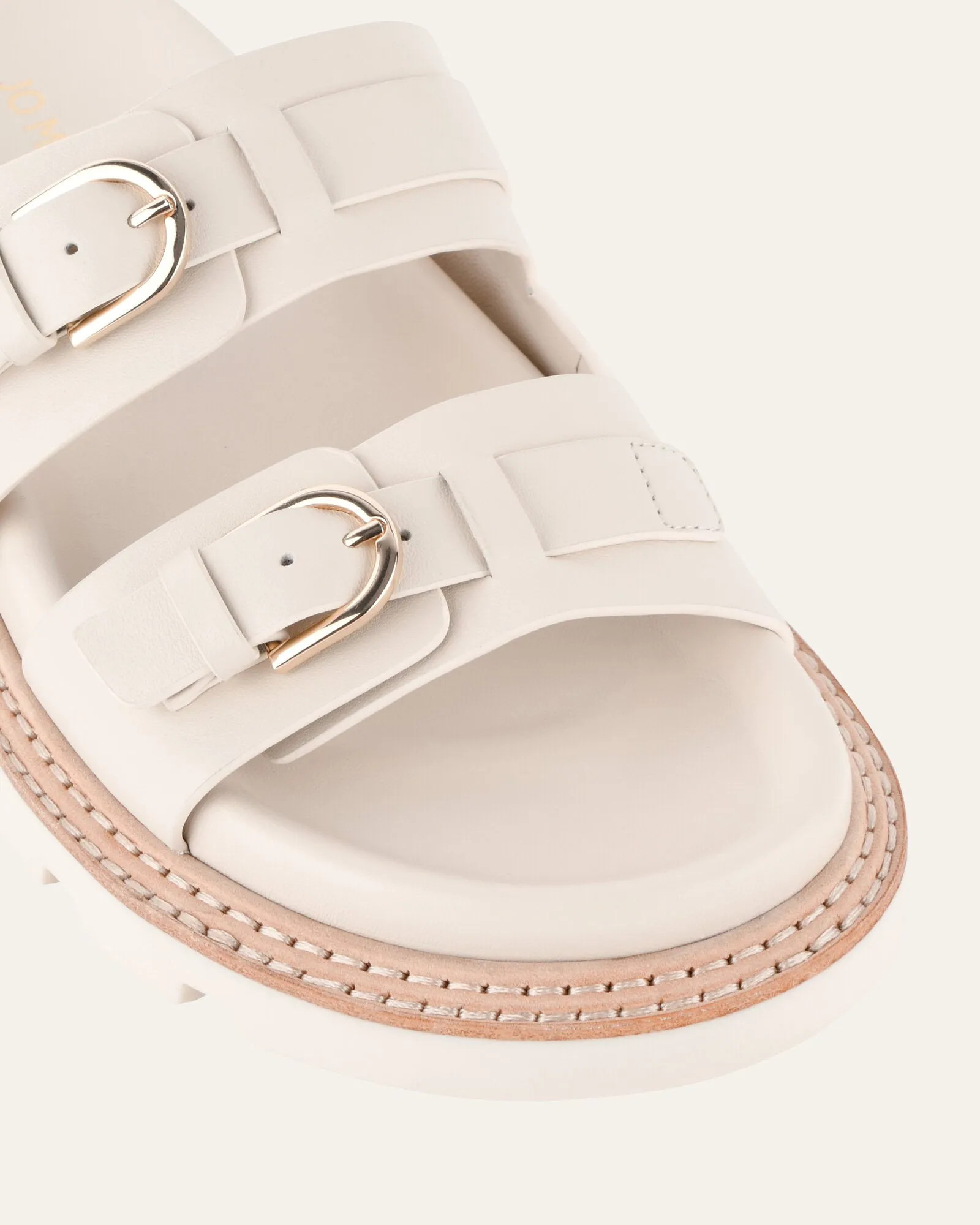 SANDALES PLATES VICHY EN CUIR BLANC CASSÉ
