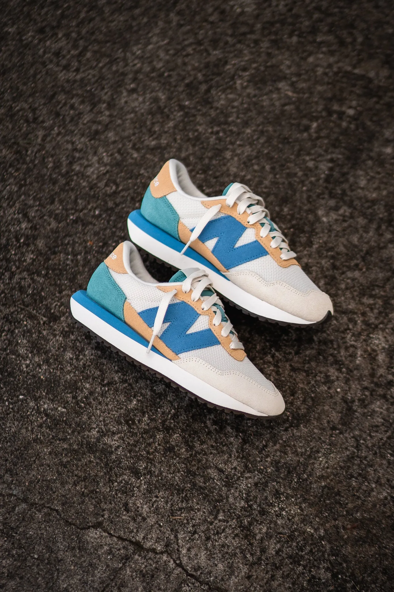 New Balance 237 Femme (Kaki/Océan) - WS237TA